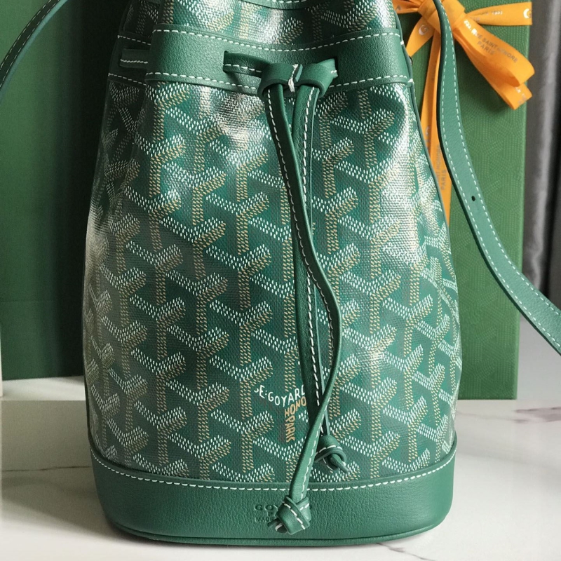 Go*ard bucket bags